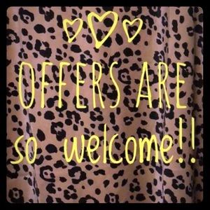 See things you like? Make me an offer! 😍🛍